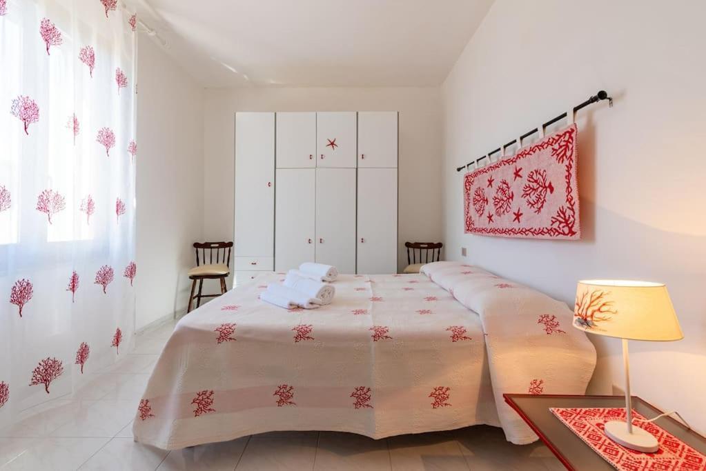 La Lampara - Casa Panoramica 4 Km Dalla Pelosa Stintino Exteriér fotografie